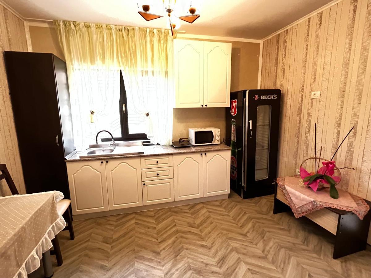 Pensiunea Ianis Piatra Neamţ Extérieur photo