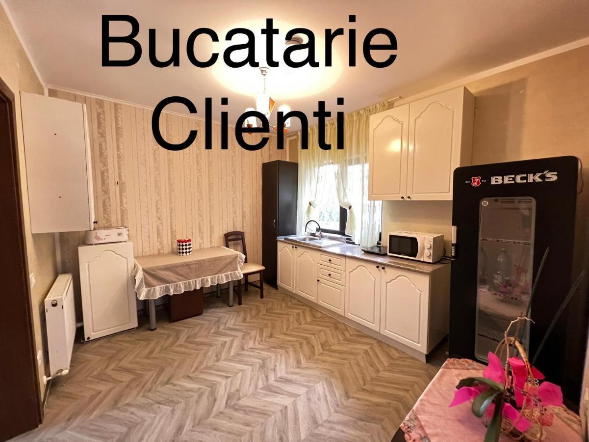 Pensiunea Ianis Piatra Neamţ Extérieur photo